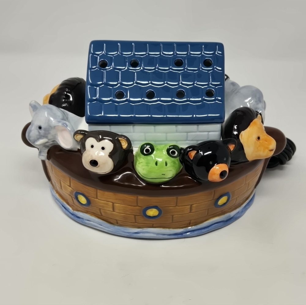 SCENTSY NOAH'S ARK FULL SIZE ELEMENT WAX WARMER RETIRED NURSERY BABY SHOWER 10W